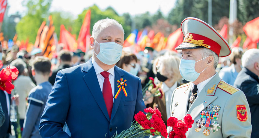 Igor Dodon va purta de 9 mai panglica tricolor